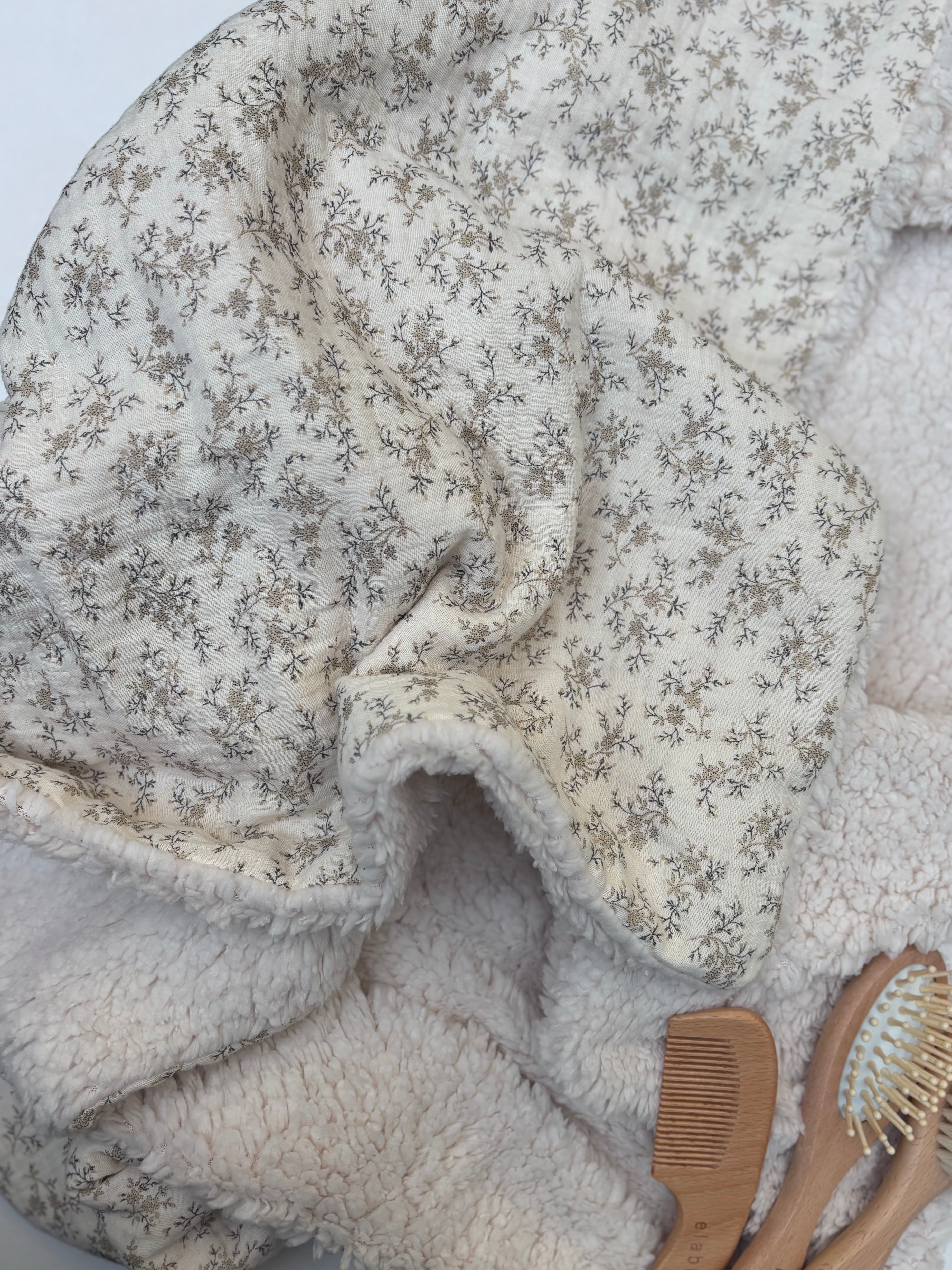 Couverture fleurie
